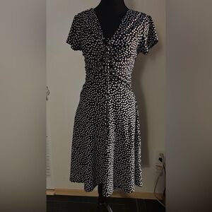 imPRESS Fit and Flare Classic Black and White Midi Dress